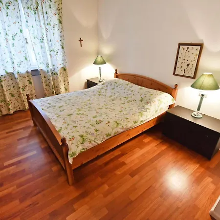 Esperia By Interhome Lägenhet *