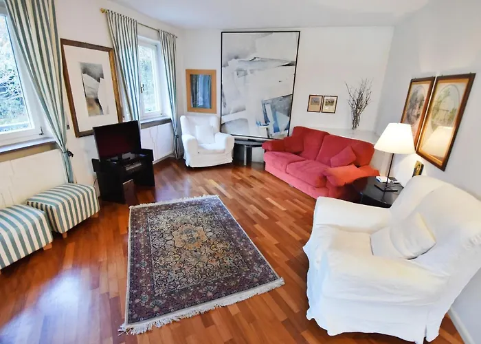 公寓 Esperia By Interhome 梅拉诺