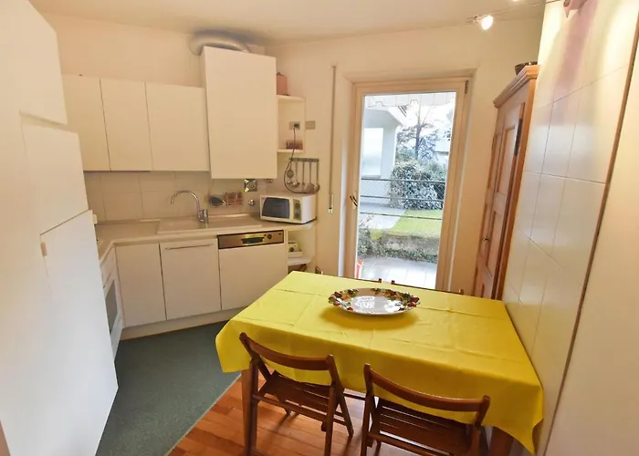 Esperia By Interhome *