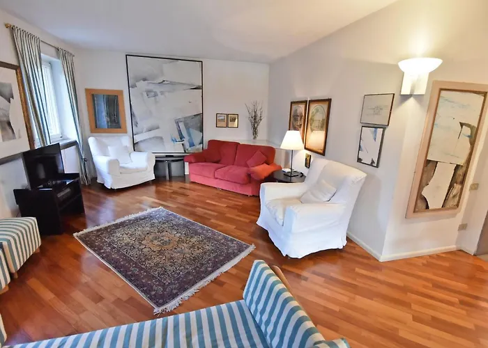 Esperia By Interhome Lägenhet